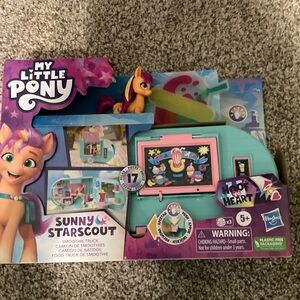 My Little Pony Colorful Smoothie Truck Playset